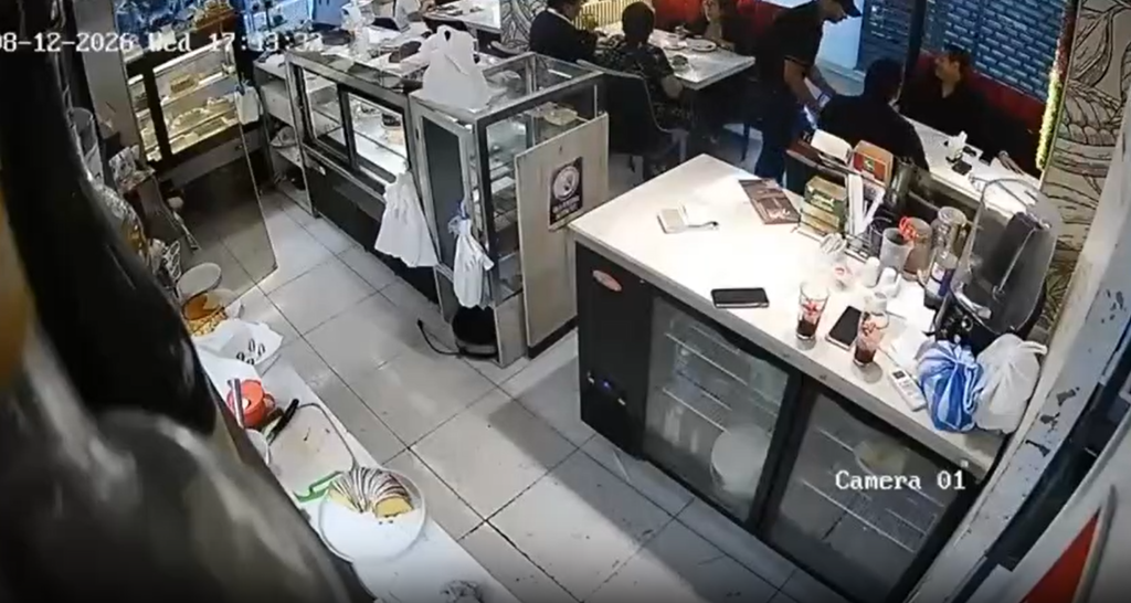Fiscal y abogado protagonizan forcejeo en Machala